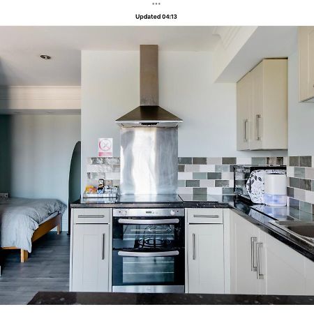 The Copthorne Apartment โคลวินเบย์ ภายนอก รูปภาพ